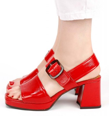 GINKA RED CHiE MIHARA sandalias