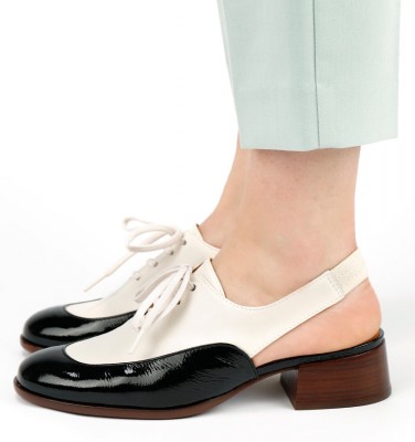 SABOR BLACK & WHITE CHiE MIHARA zapatos