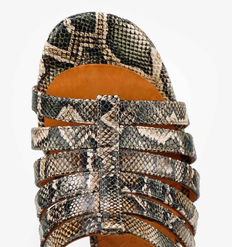 BA-GISHI GREEN CHiE MIHARA sandals