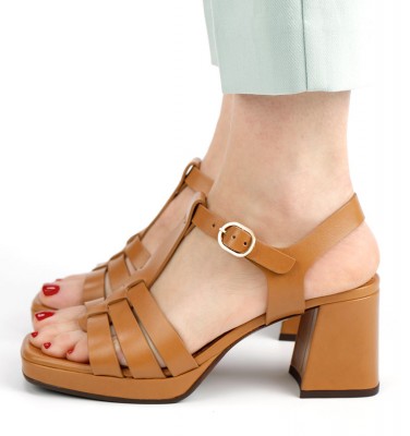 GA-PAXI BROWN CHiE MIHARA sandalias