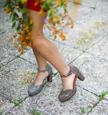 JO-MAHO TAUPE CHiE MIHARA zapatos