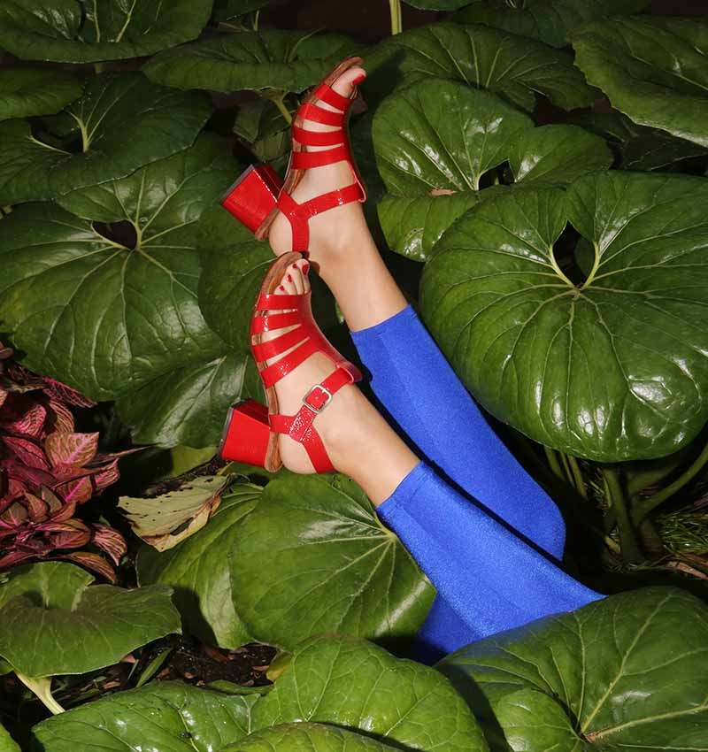 OTAWA RED CHiE MIHARA sandals