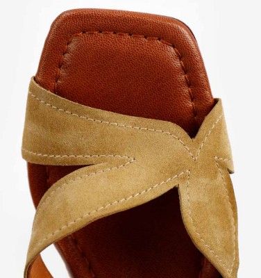 PEWA OLIVE CHiE MIHARA sandals