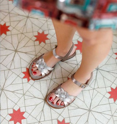 WA-GAURA IRON CHiE MIHARA sandals