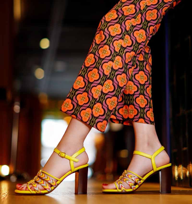 BARI YELLOW CHiE MIHARA sandals