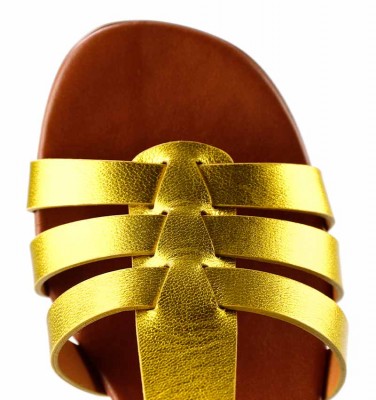 QUACA YELLOW CHiE MIHARA sandals