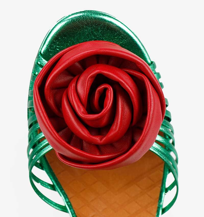 CO-ROSE GREEN CHiE MIHARA sandales