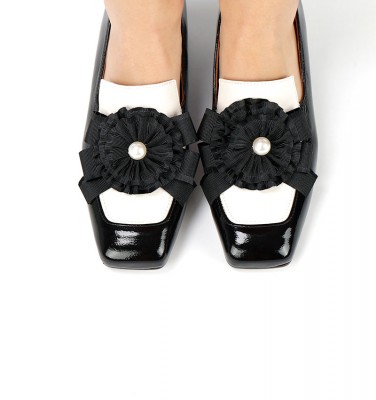 RAVEN BLACK CHiE MIHARA shoes
