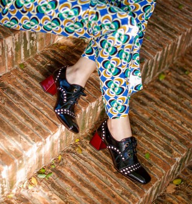 VYONA BLACK CHiE MIHARA chaussures