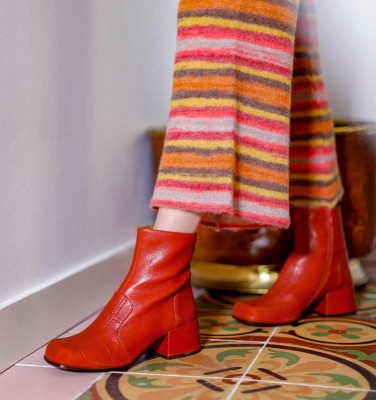 Vagabond on sale red boots