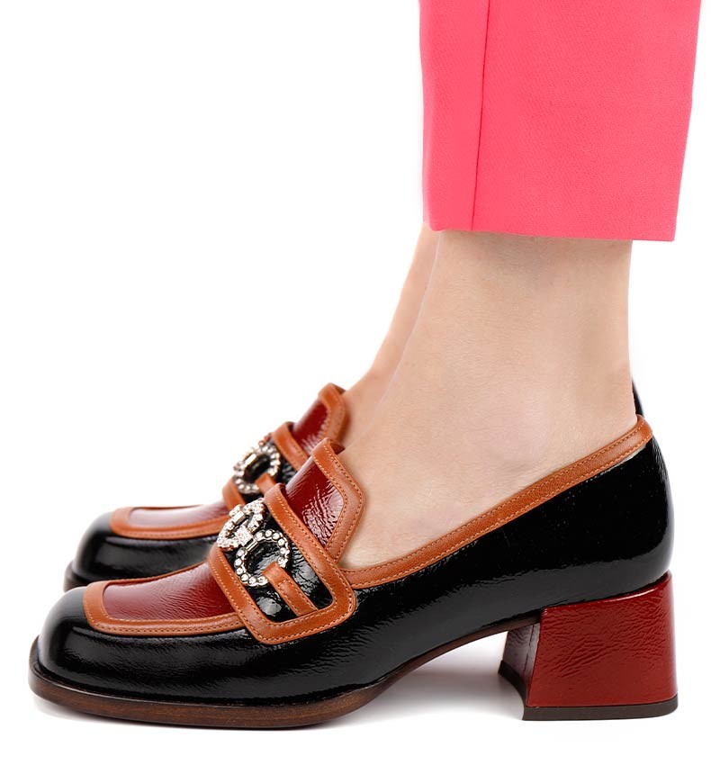 BOEL BLACK AND GRAPE CHiE MIHARA shoes