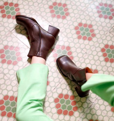 BONTIL BROWN CHiE MIHARA boots