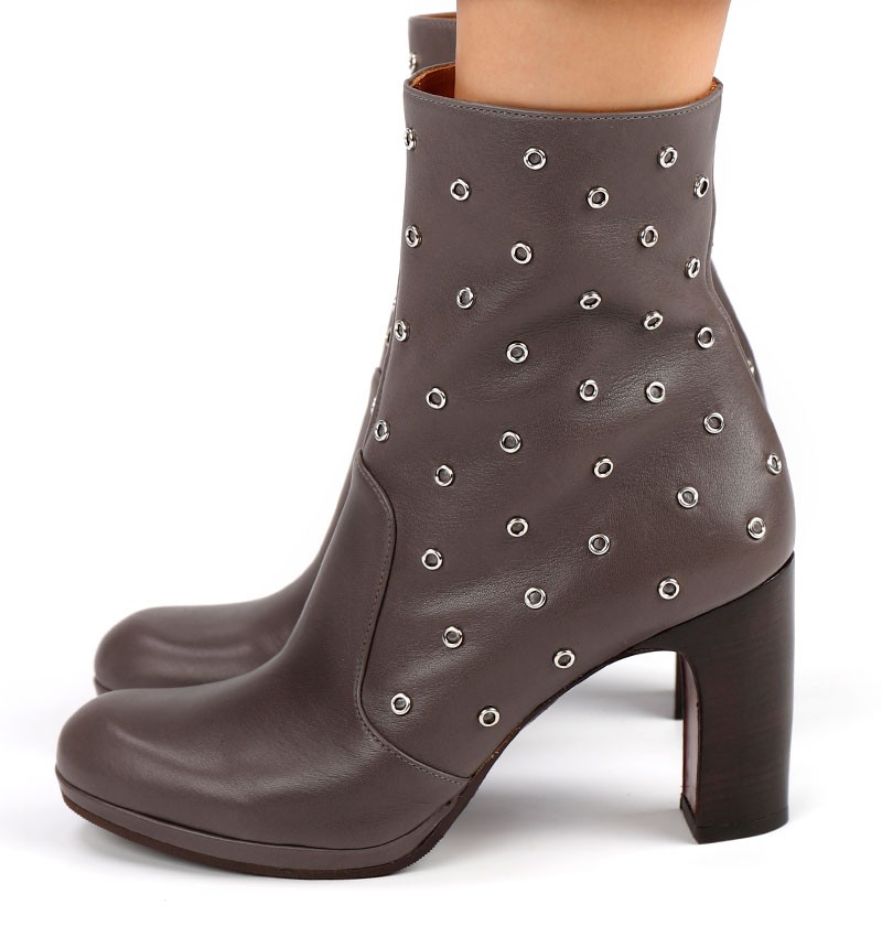 COIN GREY CHiE MIHARA boots