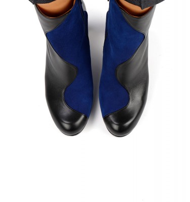 CURVA BLACK AND BLUE CHiE MIHARA boots