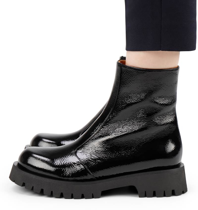 DADA BLACK CHiE MIHARA boots