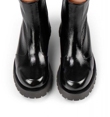 DADA BLACK CHiE MIHARA bottes