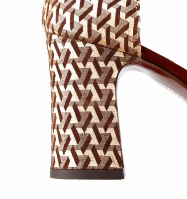 DAMAHO WHITE AND BROWN CHiE MIHARA bridal