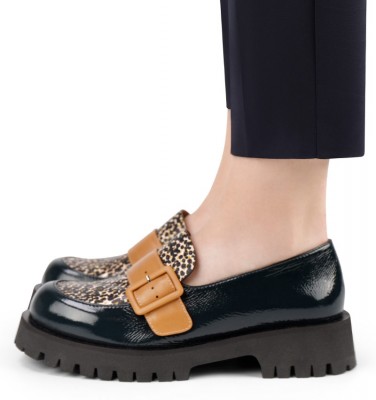 DESAIN PETROL CHiE MIHARA shoes