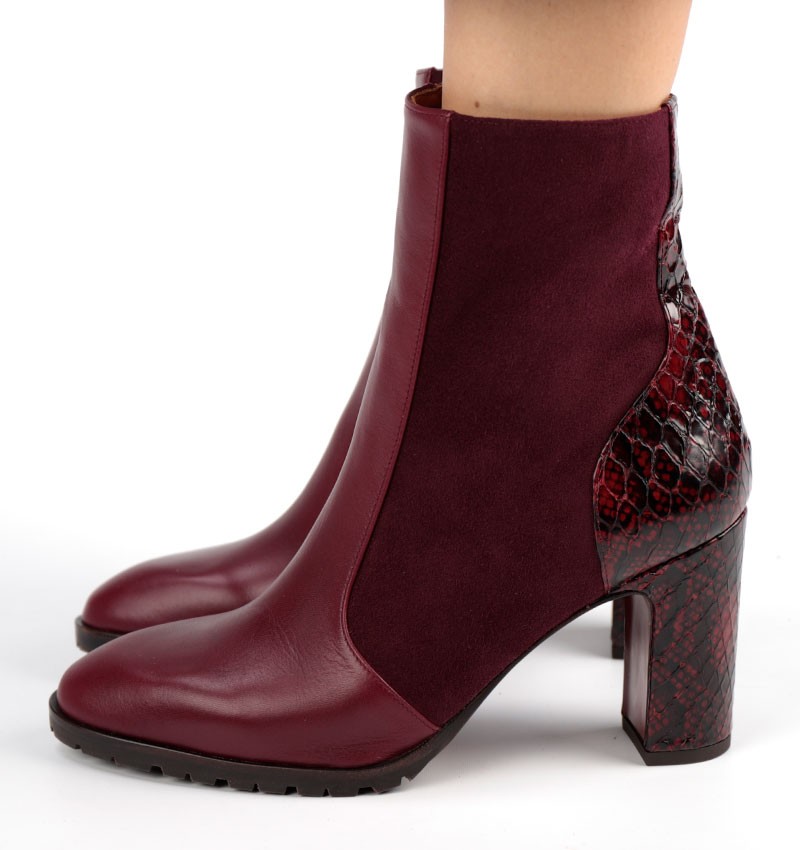 ELMI BURGUNDY CHiE MIHARA boots