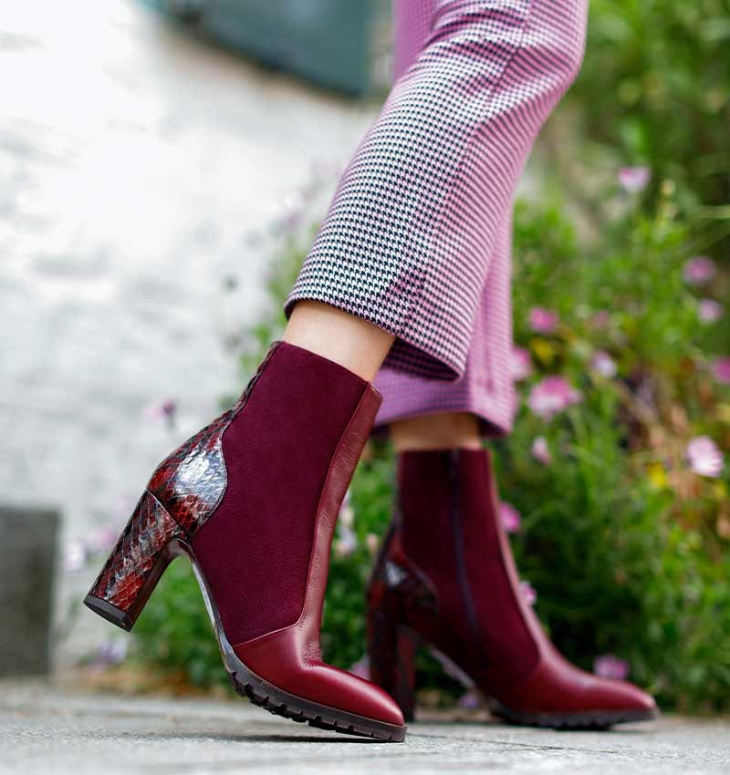 ELMI BURGUNDY CHiE MIHARA bottes