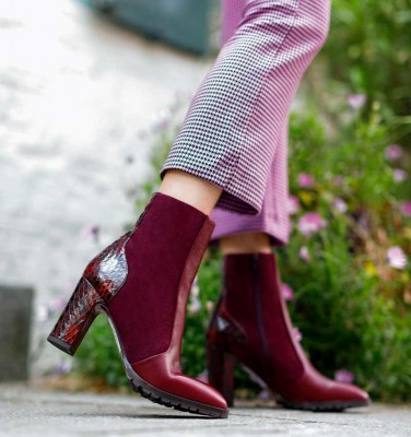 ELMI BURGUNDY CHiE MIHARA boots