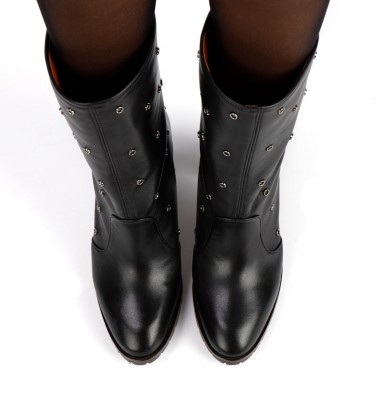 ELYON BLACK CHiE MIHARA boots