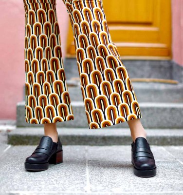 ILAIA BLACK CHiE MIHARA zapatos