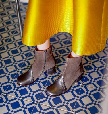 MISAKI GREY CHiE MIHARA botas