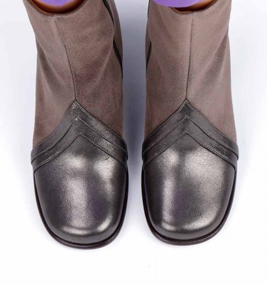 MISAKI GREY CHiE MIHARA botas