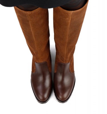 NARAI BROWN CHiE MIHARA bottes