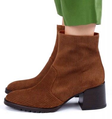 NARINA BROWN CHiE MIHARA botas