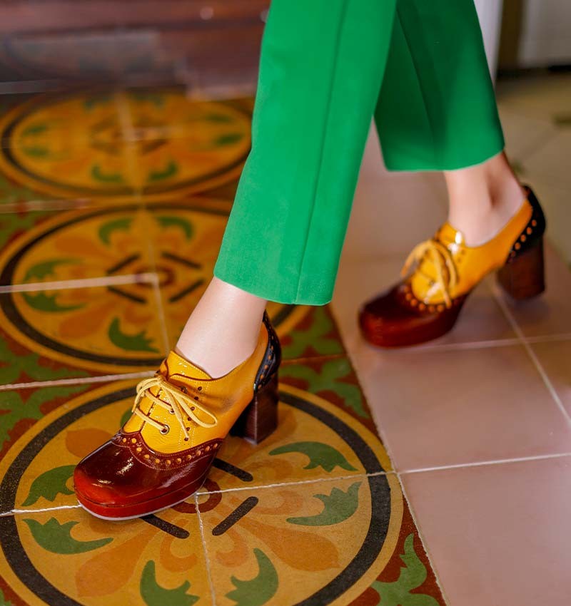 Comfortable yellow shoes top