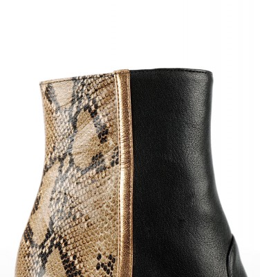 UKEDA BLACK CHiE MIHARA boots