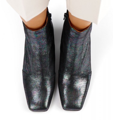 VOLSHOI BLACK CHiE MIHARA boots