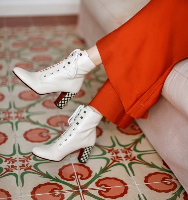 WALALA WHITE CHiE MIHARA bottes