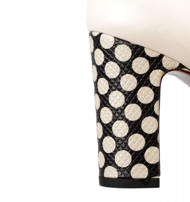 WALALA WHITE CHiE MIHARA botas