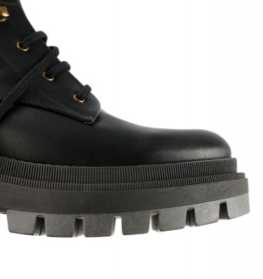 WYSY BLACK CHiE MIHARA botas