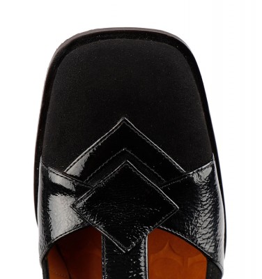 ZAKI BLACK CHiE MIHARA shoes
