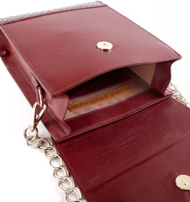 UMA-COLETTE GRAPE CHiE MIHARA handbags