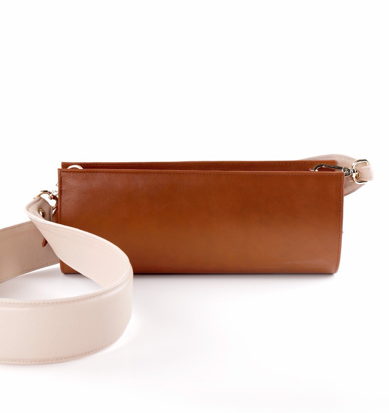 set-tori-brown