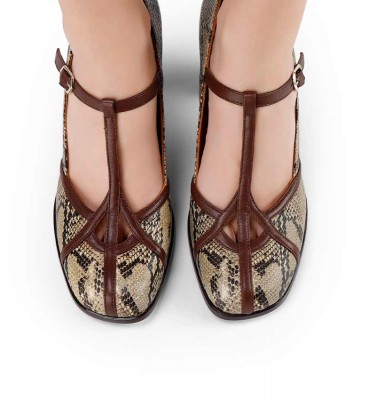 FATMA BROWN CHiE MIHARA shoes