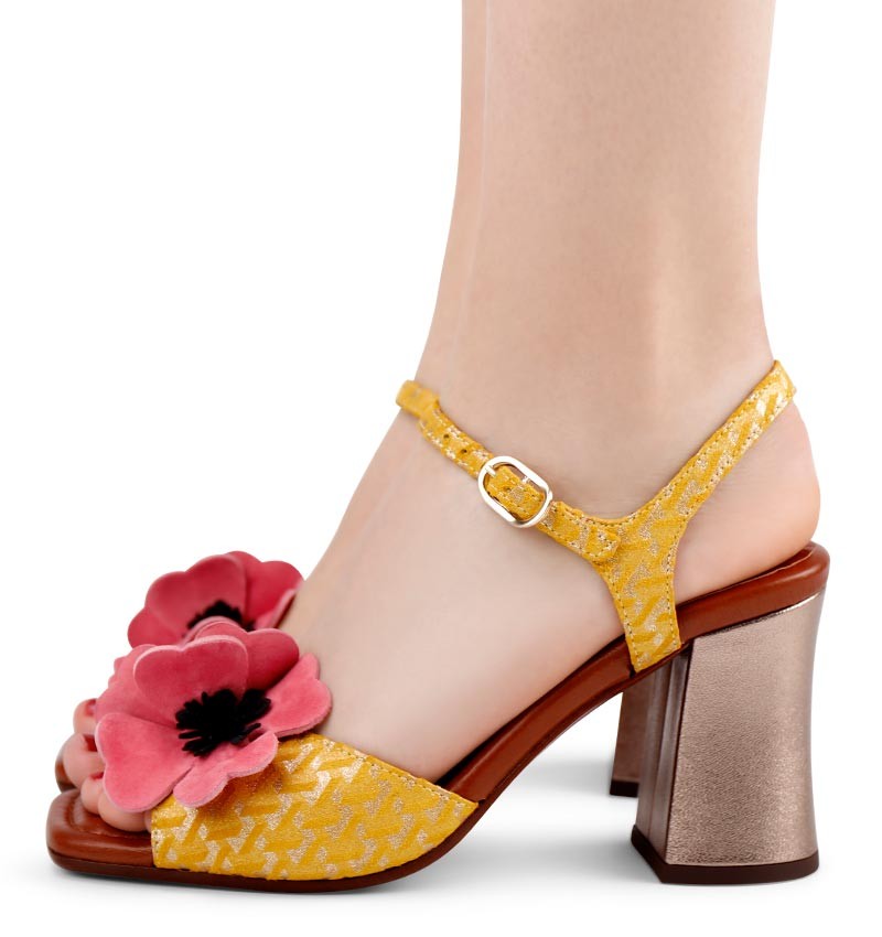 PI-PIROCA GOLD CHiE MIHARA sandals