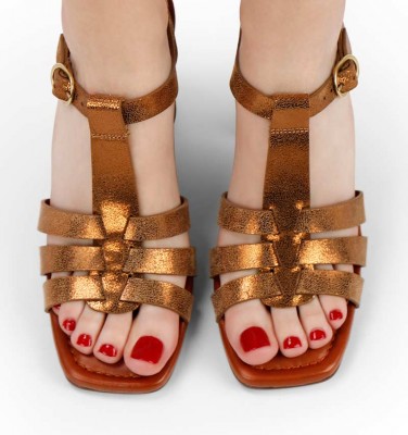 PI-PAXI BRONCE CHiE MIHARA sandals