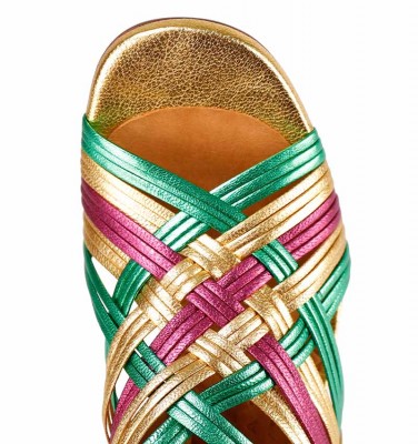 BEYA GOLD CHiE MIHARA sandals