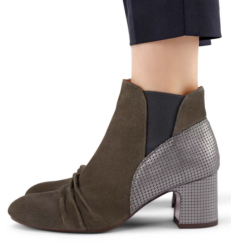 NEDIS GREY TOP 10 CHiE MIHARA boots