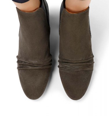 NEDIS GREY TOP 10 CHiE MIHARA bottes