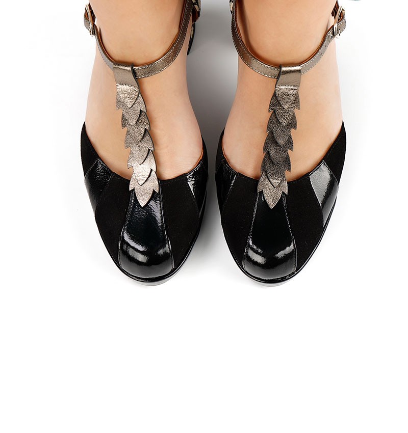 DAFABA BLACK CHiE MIHARA chaussures