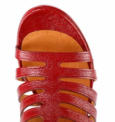 CAYDAN RED CHiE MIHARA sandals