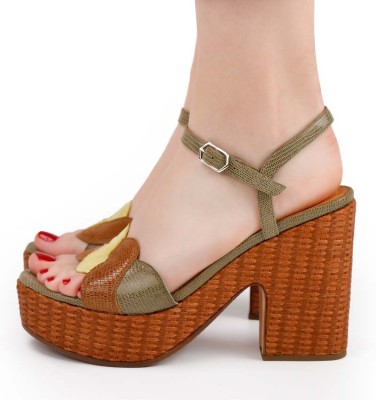 DIBER GREEN CHiE MIHARA sandals