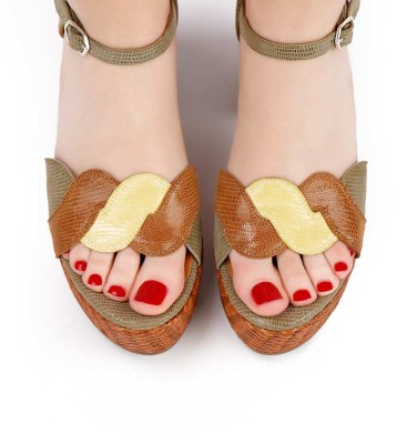 DIBER GREEN CHiE MIHARA sandals